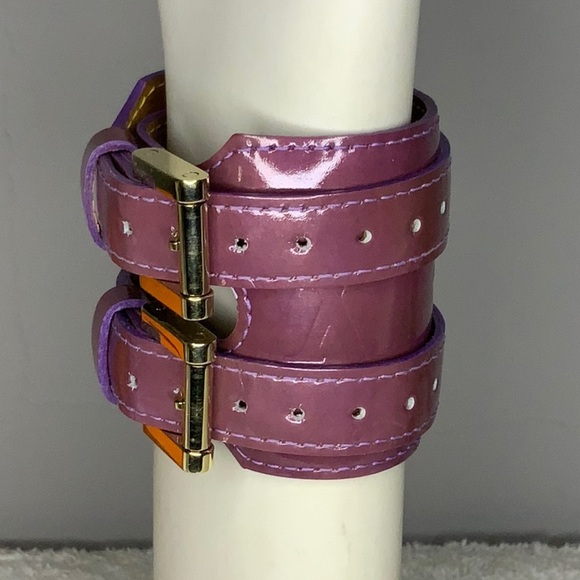 Louis Vuitton Charlton Double Wrap Bracelet in Purple Monogram Vernis Leather - Picture 4 of 7